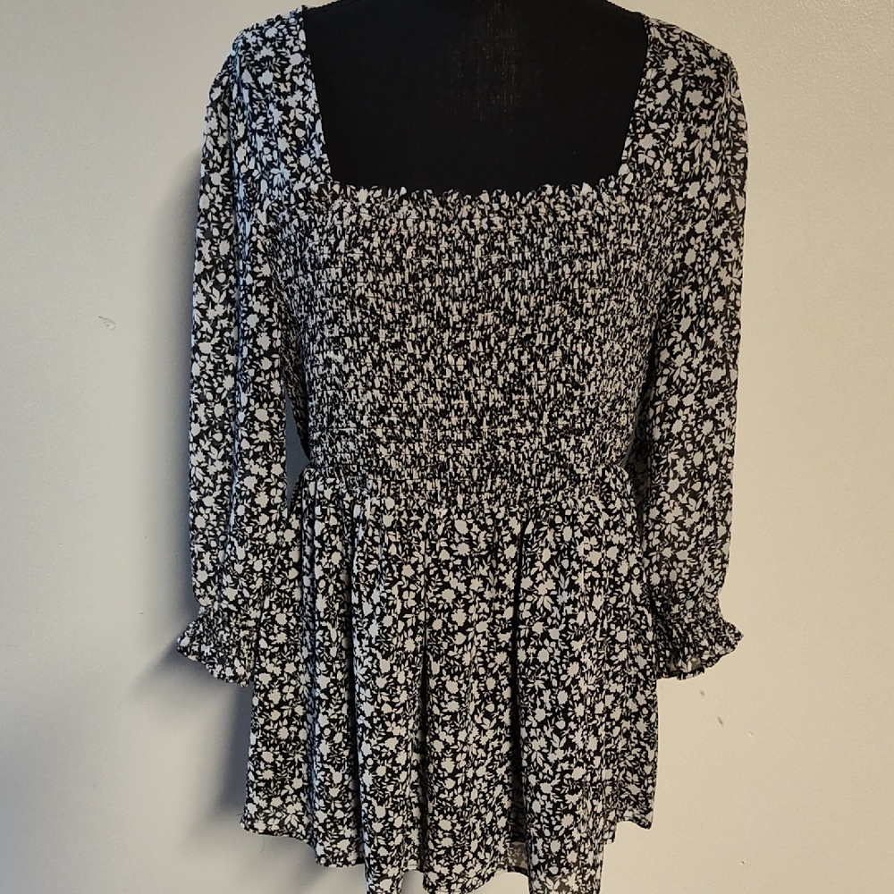Torrid Floral Black and White Women's Top
